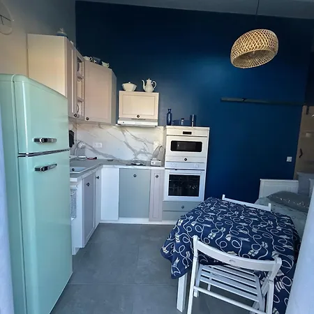 Apartment Bord De 1 Lit Double 1 Lit D Appoint *